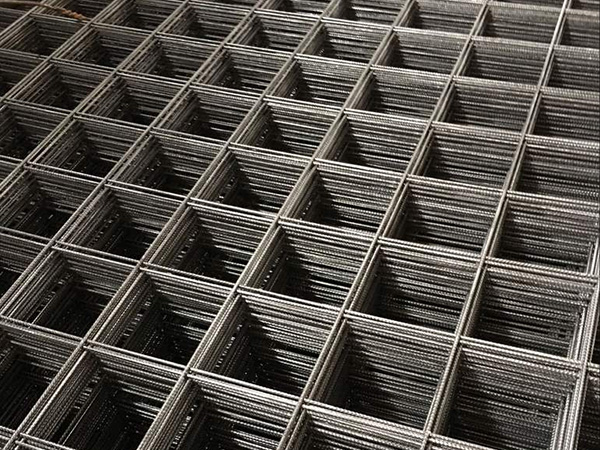 4的鋼筋網片間距